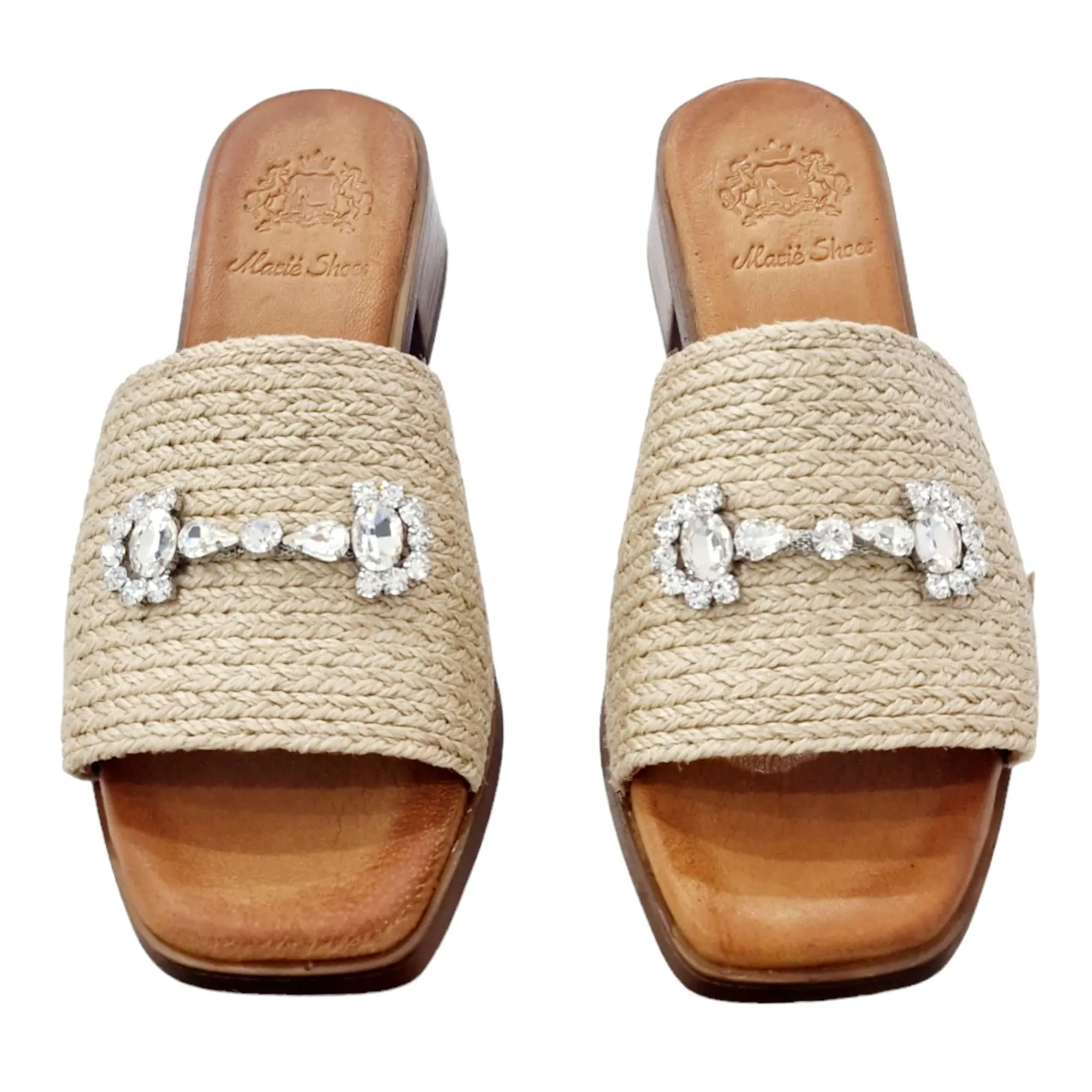 Women's Low Heel Sandals with Natural Brooch Detail